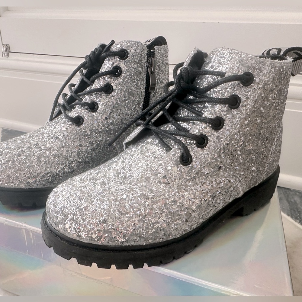 Lola & the Boys Stardust Boots kids size: 12